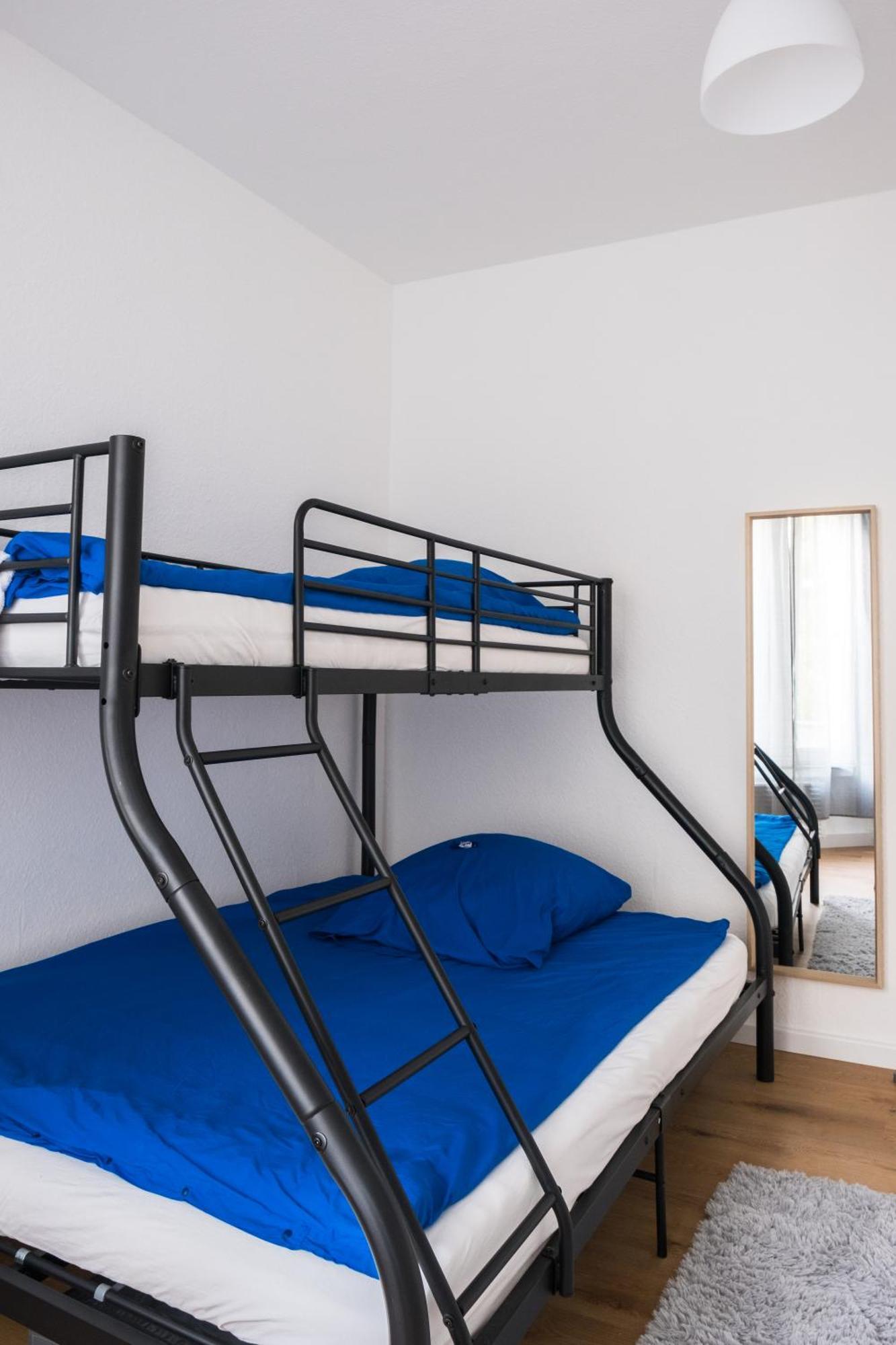 Hostel Maru Living C9 โคโลญ ภายนอก รูปภาพ